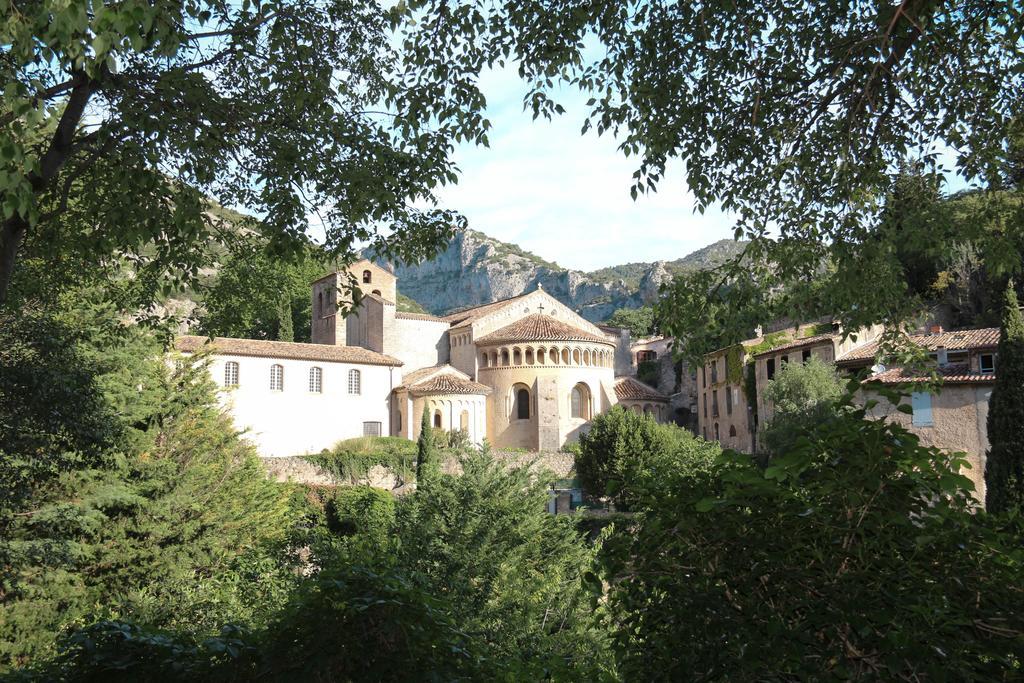 Gite Marceline Saint-Guilhem-le-Desert Εξωτερικό φωτογραφία